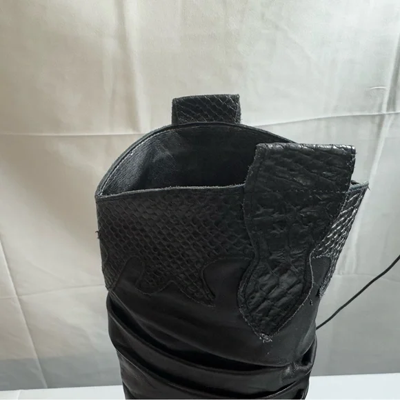 Women’s Cowboy Boots with Textured Leather and design made in Italy - Picture 3 of 12